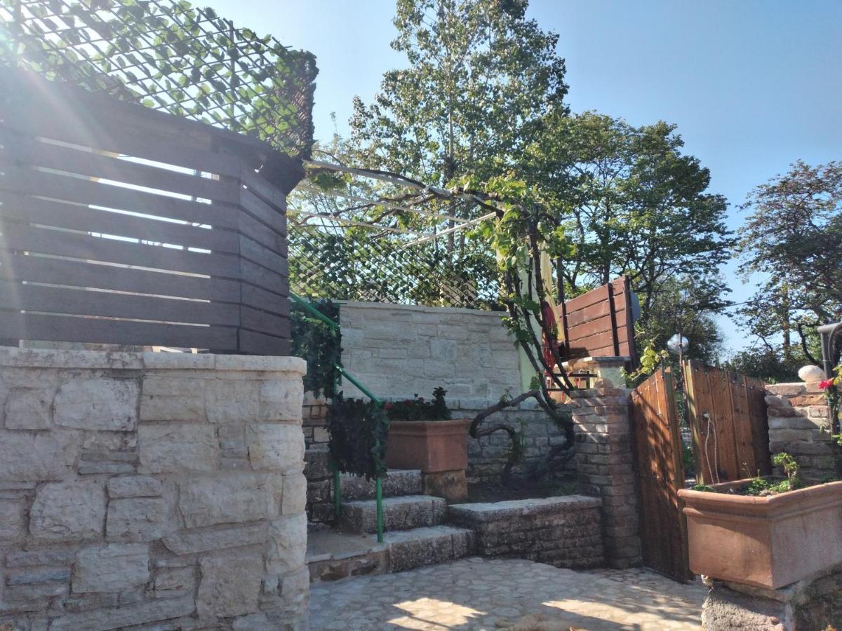 Stonemakers Hide Villa Karyotikon Exterior photo